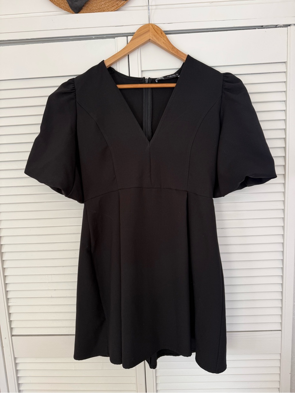 Zara Black Puff Sleeve Mini Dress Size L V-Neck